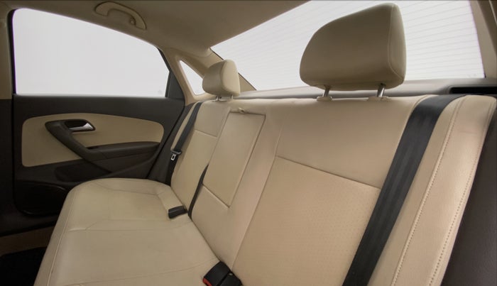 2014 Volkswagen Vento HIGHLINE PETROL, Petrol, Manual, 37,032 km, Right Side Rear Door Cabin