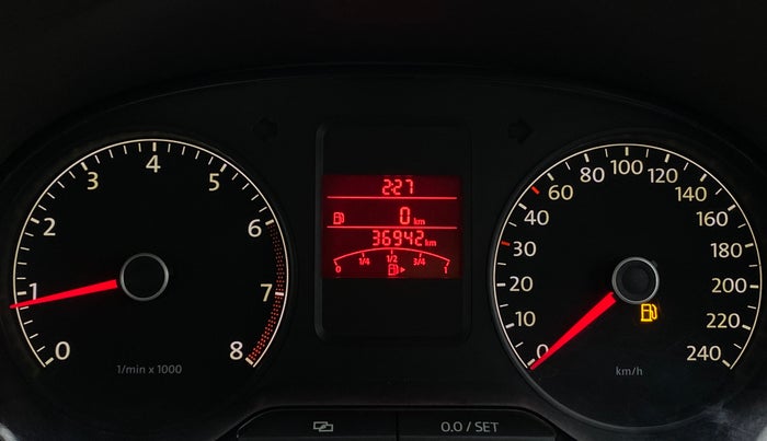 2014 Volkswagen Vento HIGHLINE PETROL, Petrol, Manual, 37,032 km, Odometer Image