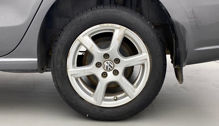 2014 Volkswagen Vento HIGHLINE PETROL, Petrol, Manual, 37,032 km, Left Rear Wheel