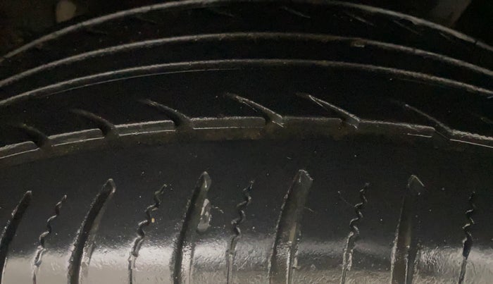 2018 Ford Ecosport TITANIUM + 1.5L PETROL AT, Petrol, Automatic, 30,377 km, Left Rear Tyre Tread