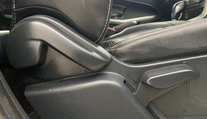 2018 Ford Ecosport TITANIUM + 1.5L PETROL AT, Petrol, Automatic, 30,377 km, Driver Side Adjustment Panel