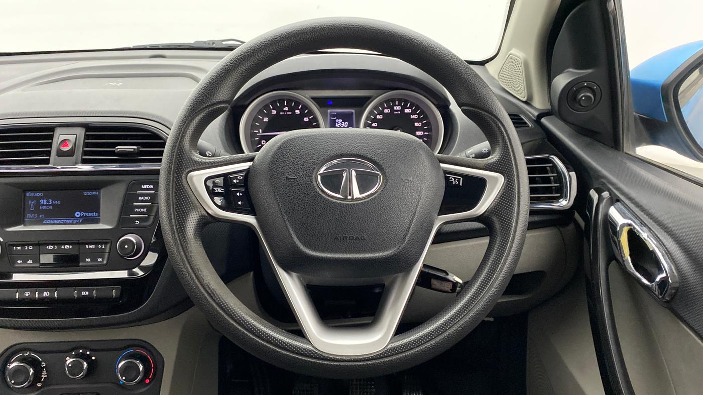 2016 Tata Tiago XZ PETROL, Petrol, Manual, 38,286 km, Steering Wheel Close Up