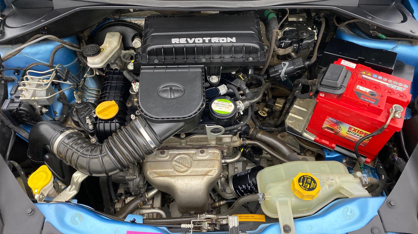 2016 Tata Tiago XZ PETROL, Petrol, Manual, 38,286 km, Open Bonet