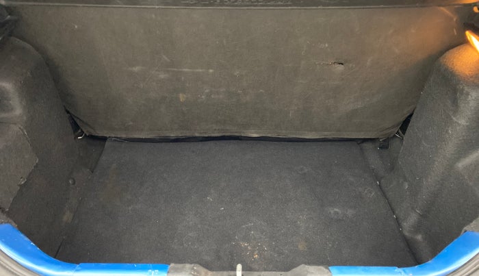 2016 Tata Tiago XZ PETROL, Petrol, Manual, 38,286 km, Boot Inside