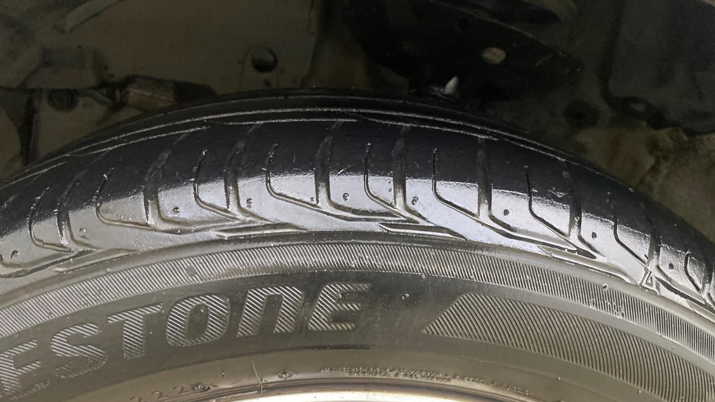 2017 Honda WR-V 1.2L I-VTEC VX MT, Petrol, Manual, 1,37,759 km, Left Front Tyre Tread
