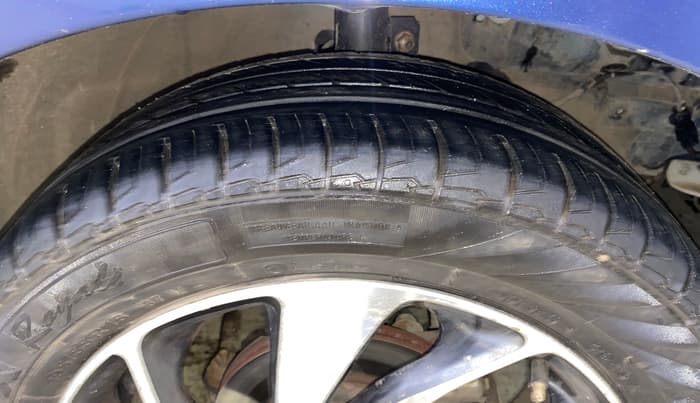 2019 Maruti Baleno ZETA PETROL 1.2, Petrol, Manual, 82,048 km, Right Front Tyre Tread