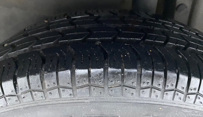 2016 Maruti Swift Dzire VXI 1.2 BS IV, Petrol, Manual, 9,658 km, Left Rear Tyre Tread