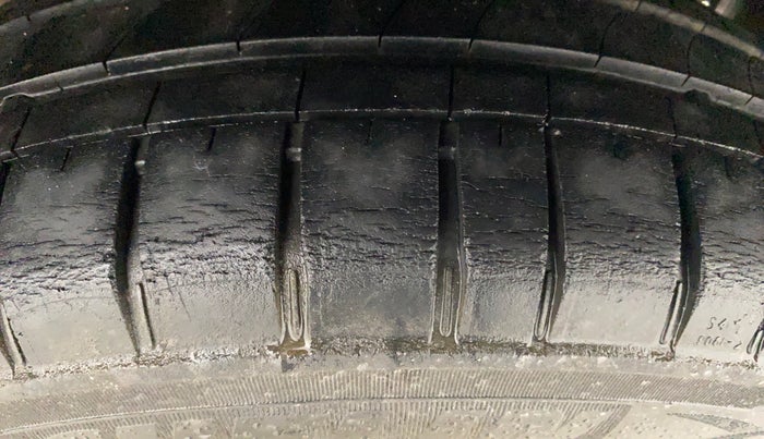 2015 Hyundai Eon ERA +, Petrol, Manual, 72,673 km, Left Rear Tyre Tread