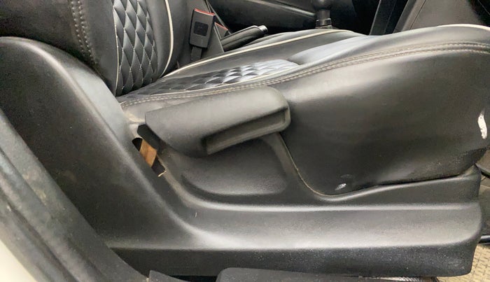 2012 Maruti Swift VXI, Petrol, Manual, 45,310 km, Driver Side Adjustment Panel