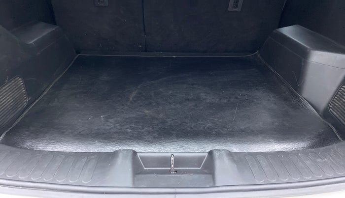 2019 MG HECTOR SHARP 2.0 DIESEL, Diesel, Manual, 41,086 km, Boot Inside