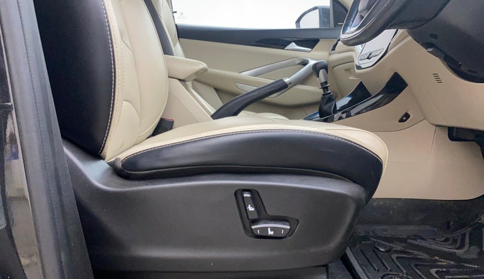 2021 MG HECTOR SHARP 2.0 DIESEL, Diesel, Manual, 76,169 km, Driver Side Adjustment Panel