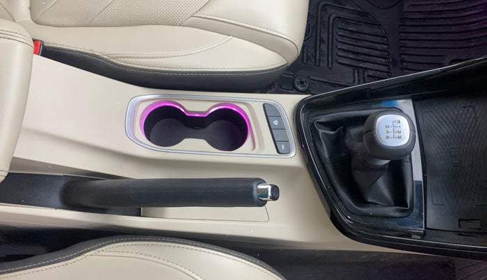 2021 MG HECTOR SHARP 2.0 DIESEL, Diesel, Manual, 76,169 km, Gear Lever