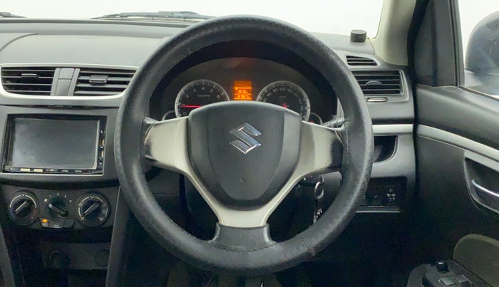 2014 Maruti Swift VXI, CNG, Manual, 88,356 km, Steering Wheel Close Up
