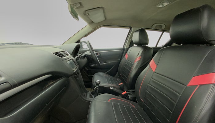 2014 Maruti Swift VXI, CNG, Manual, 88,356 km, Right Side Front Door Cabin