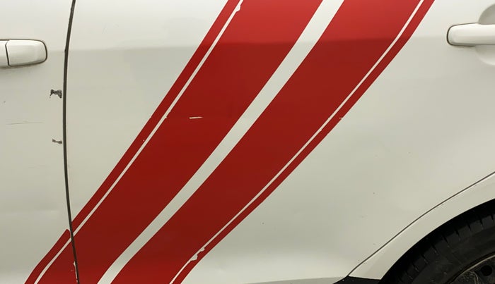 2014 Maruti Swift VXI, CNG, Manual, 88,356 km, Rear left door - Slightly dented