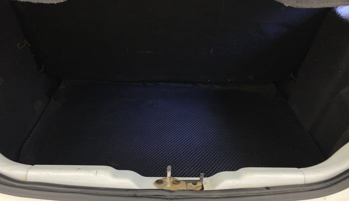 2019 Tata Tiago XZA PLUS DUAL TONE PETROL, Petrol, Automatic, 27,407 km, Boot Inside