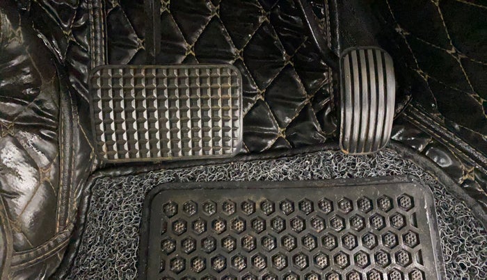 2019 Tata Tiago XZA PLUS DUAL TONE PETROL, Petrol, Automatic, 27,407 km, Pedals