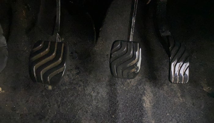 2020 Renault Kwid RXT 1.0 (O), Petrol, Manual, 76,836 km, Pedals