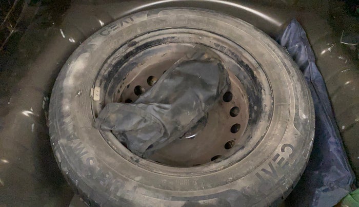 2020 Renault Kwid RXT 1.0 (O), Petrol, Manual, 76,836 km, Spare Tyre