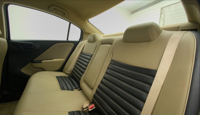 2014 Honda City 1.5L I-VTEC SV CVT, Petrol, Automatic, 41,273 km, Right Side Rear Door Cabin