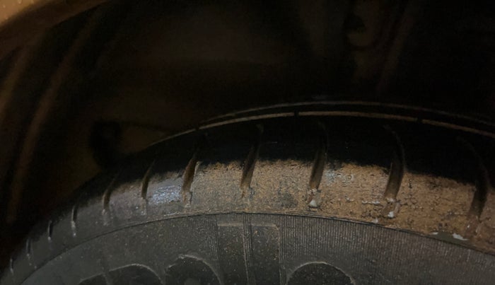 2016 Tata Tiago XZ PETROL, CNG, Manual, 66,495 km, Left Rear Tyre Tread