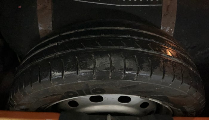 2016 Tata Tiago XZ PETROL, CNG, Manual, 66,495 km, Spare Tyre