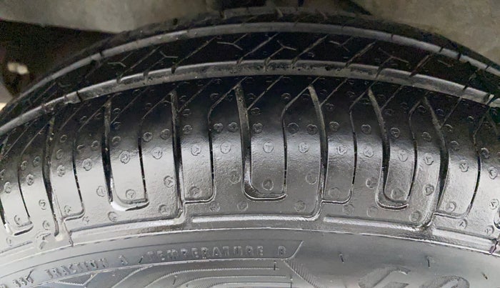 2016 Nissan Micra Active XL, Petrol, Manual, 52,518 km, Right Rear Tyre Tread