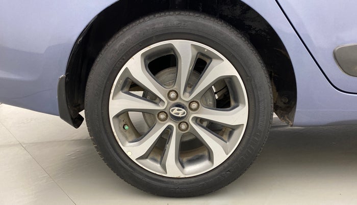 2015 Hyundai Xcent SX AT 1.2 OPT, Petrol, Automatic, 58,467 km, Right Rear Wheel