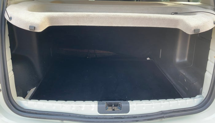 2021 Renault Duster RXZ 1.5 PETROL MT, Petrol, Manual, 67,391 km, Boot Inside