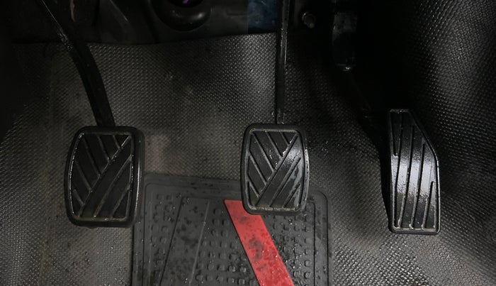 2021 Maruti Swift VXI, Petrol, Manual, 12,045 km, Pedals
