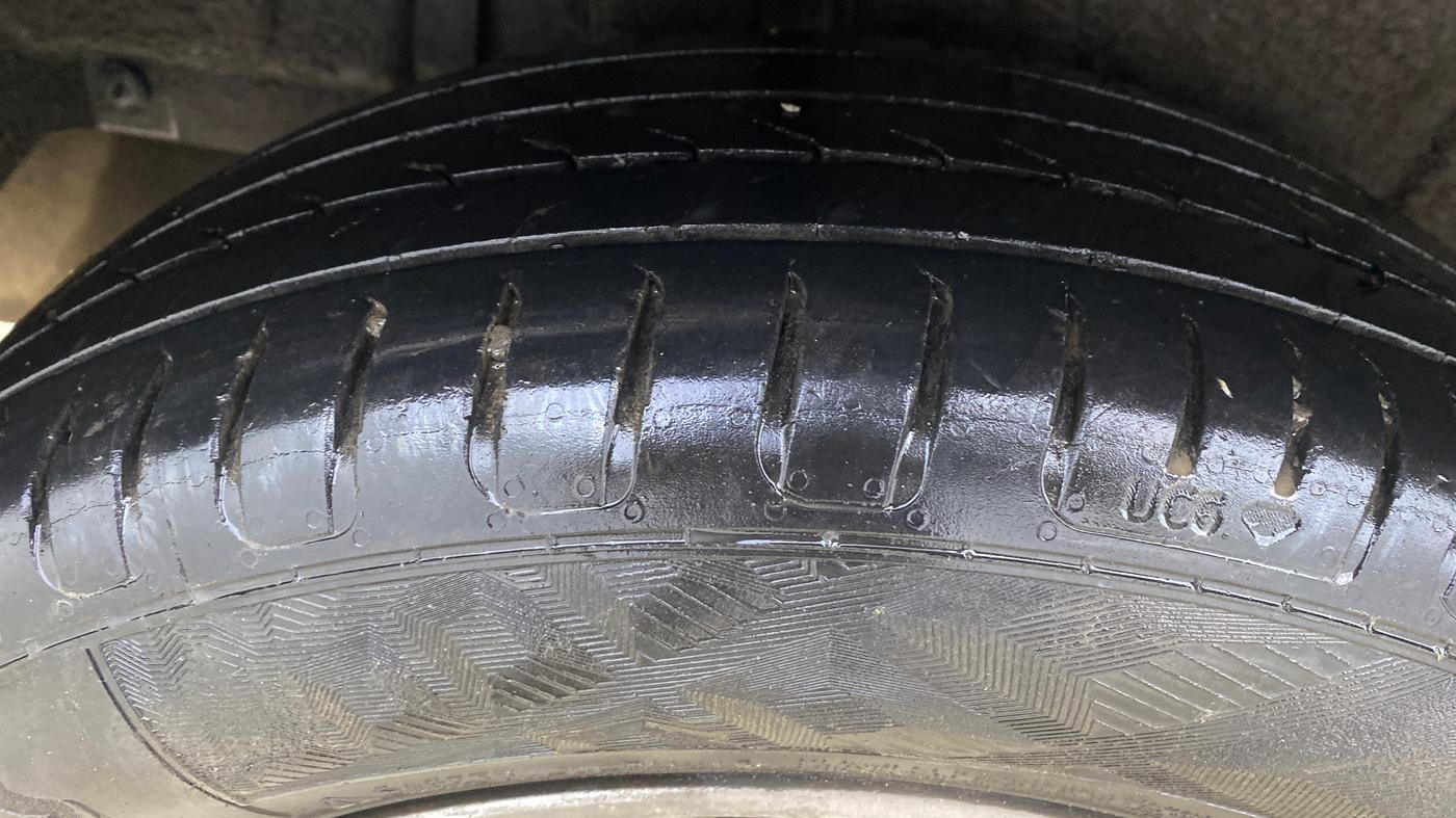 2019 Maruti Ertiga ZXI+ SHVS, Petrol, Manual, 82,157 km, Right Rear Tyre Tread