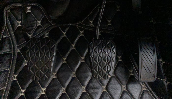 2018 Ford New Figo 1.2 TITANIUM, Petrol, Manual, 28,392 km, Pedals