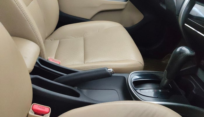 2014 Honda City 1.5L I-VTEC VX CVT, Petrol, Automatic, 1,46,790 km, Gear Lever