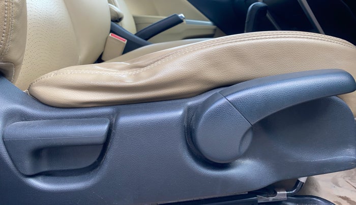 2016 Honda City 1.5L I-VTEC VX CVT, Petrol, Automatic, 83,065 km, Driver Side Adjustment Panel