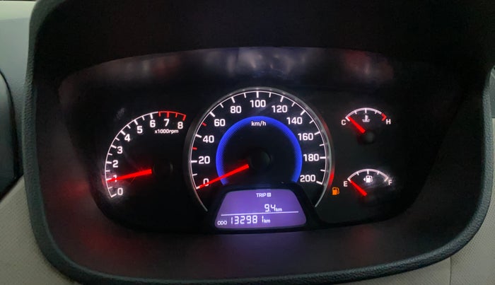 2016 Hyundai Grand i10 MAGNA 1.2 KAPPA VTVT, Petrol, Manual, 1,32,973 km, Odometer Image