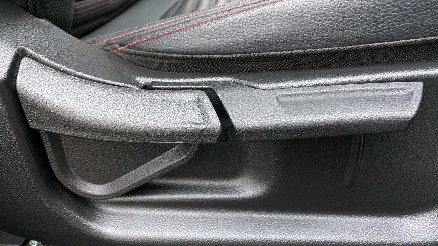 2021 KIA SONET GTX PLUS DCT 1.0, Petrol, Automatic, 13,082 km, Driver Side Adjustment Panel