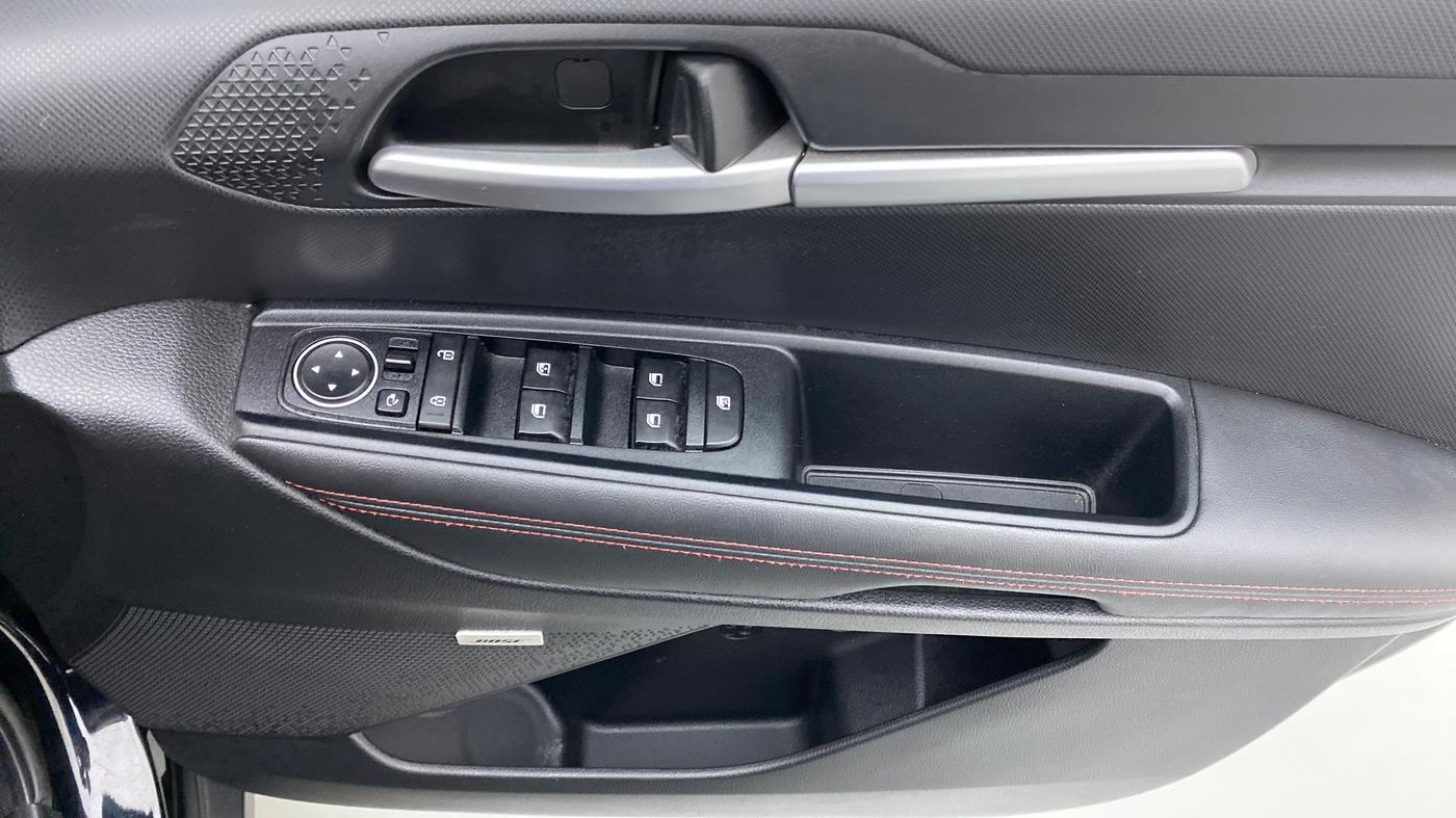 2021 KIA SONET GTX PLUS DCT 1.0, Petrol, Automatic, 13,082 km, Driver Side Door Panels Control