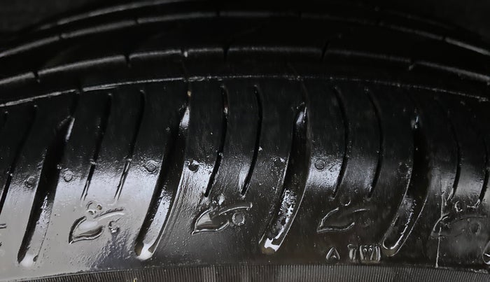 2021 KIA SONET GTX PLUS DCT 1.0, Petrol, Automatic, 13,082 km, Right Rear Tyre Tread