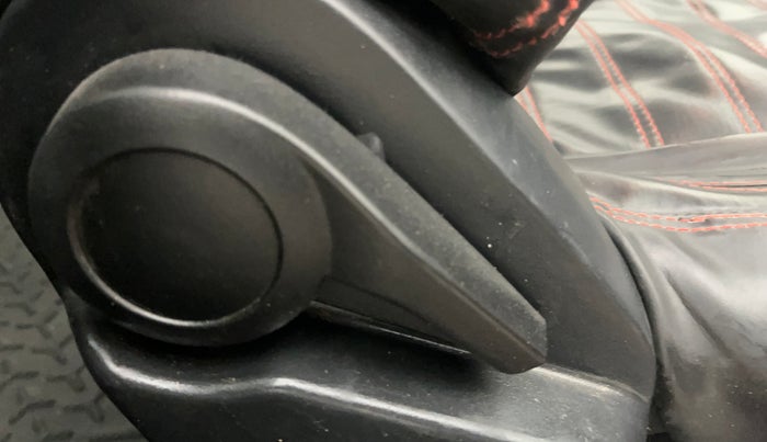 2021 Tata ALTROZ XM PETROL, Petrol, Manual, 90,269 km, Driver Side Adjustment Panel