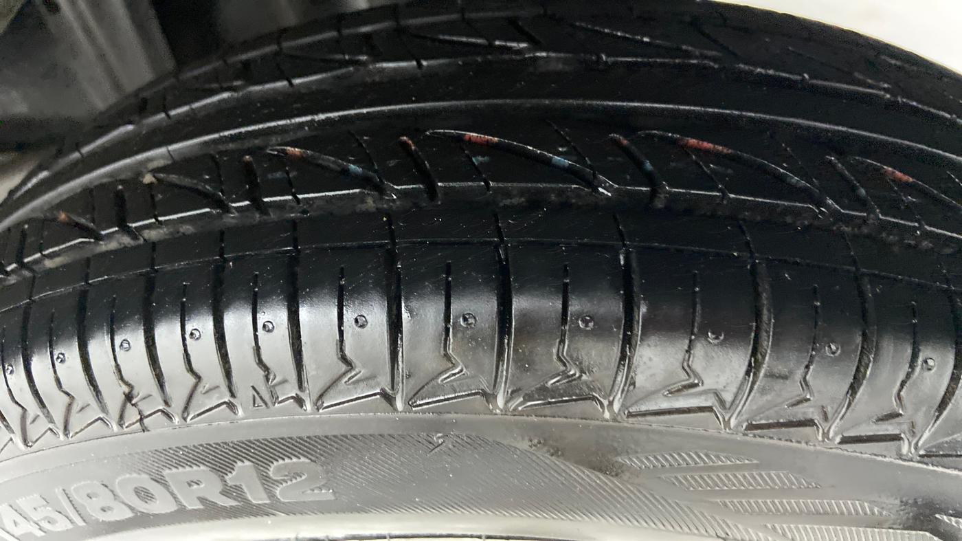 2019 Maruti Alto VXI, Petrol, Manual, 23,360 km, Left Rear Tyre Tread