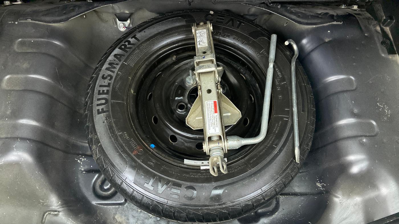 2019 Maruti Alto VXI, Petrol, Manual, 23,360 km, Spare Tyre