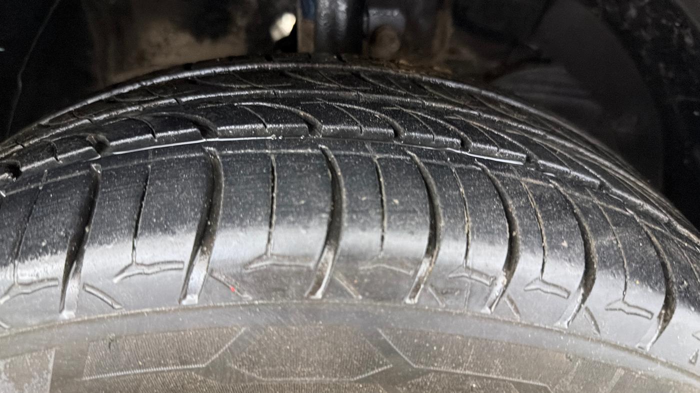 2022 Maruti Baleno ALPHA PETROL 1.2, Petrol, Manual, 68,834 km, Right Front Tyre Tread