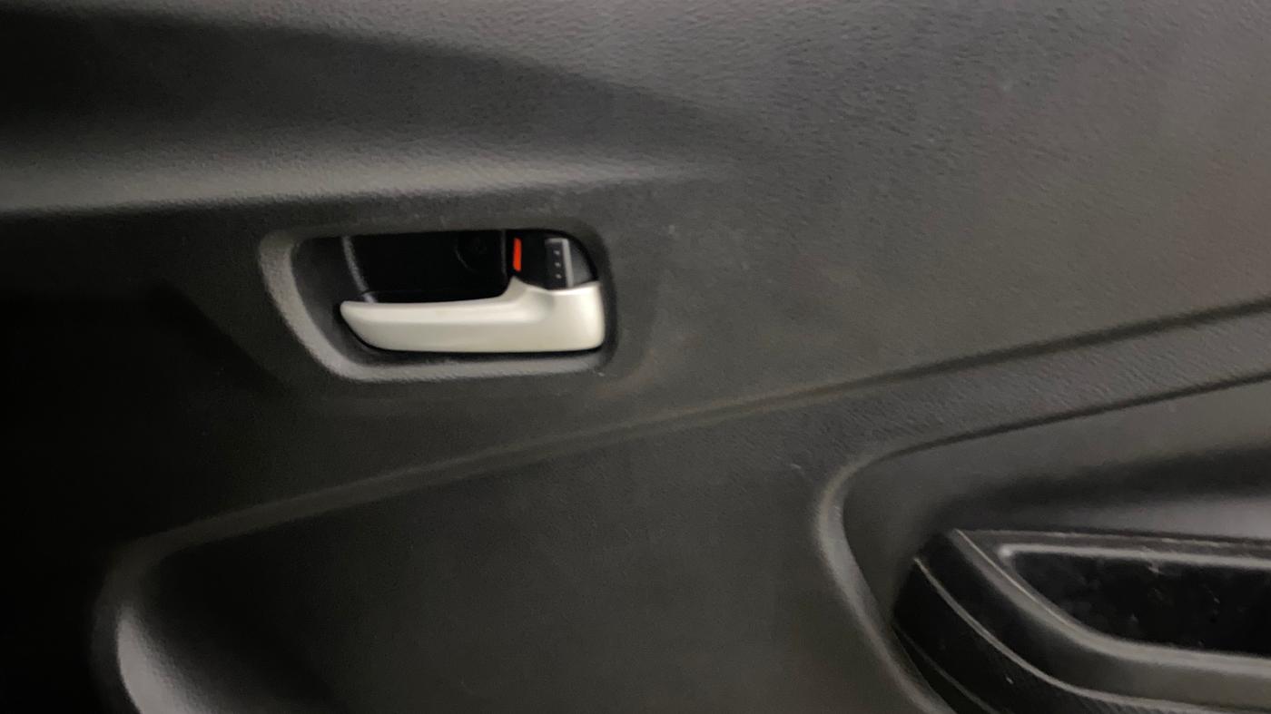 2022 Maruti Celerio VXI, Petrol, Manual, 37,040 km, Driver Side Door Panels Control