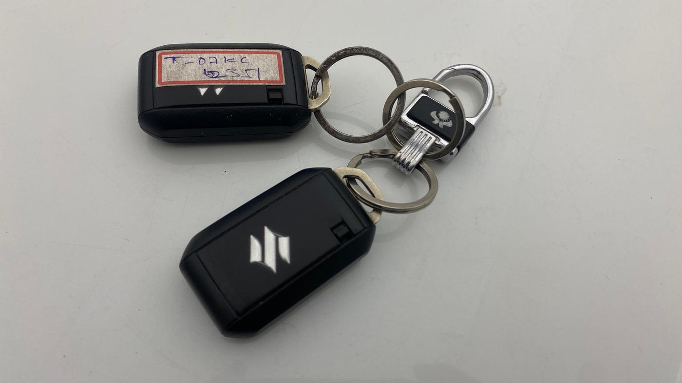 2023 Maruti XL6 ZETA MT, Petrol, Manual, 72,436 km, Key Close Up