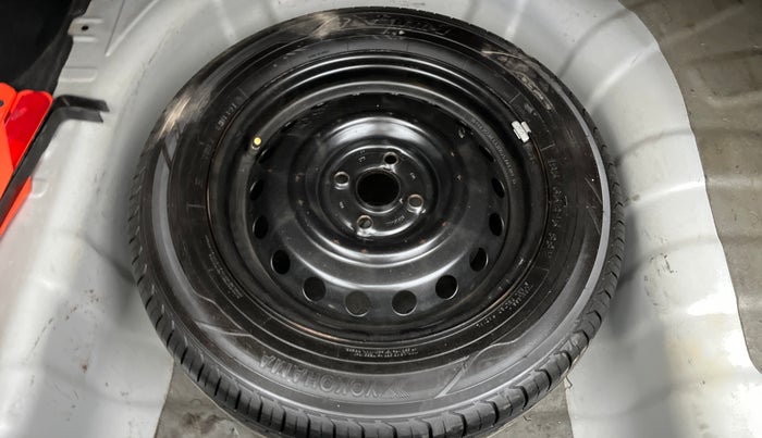 2016 Hyundai Verna 1.6 VTVT S, Petrol, Manual, 73,143 km, Spare Tyre