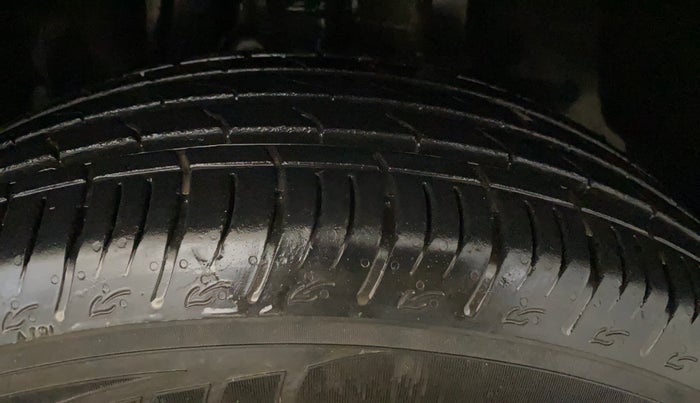 2020 Jeep Compass SPORT PLUS 2.0 DIESEL, Diesel, Manual, 58,539 km, Right Front Tyre Tread