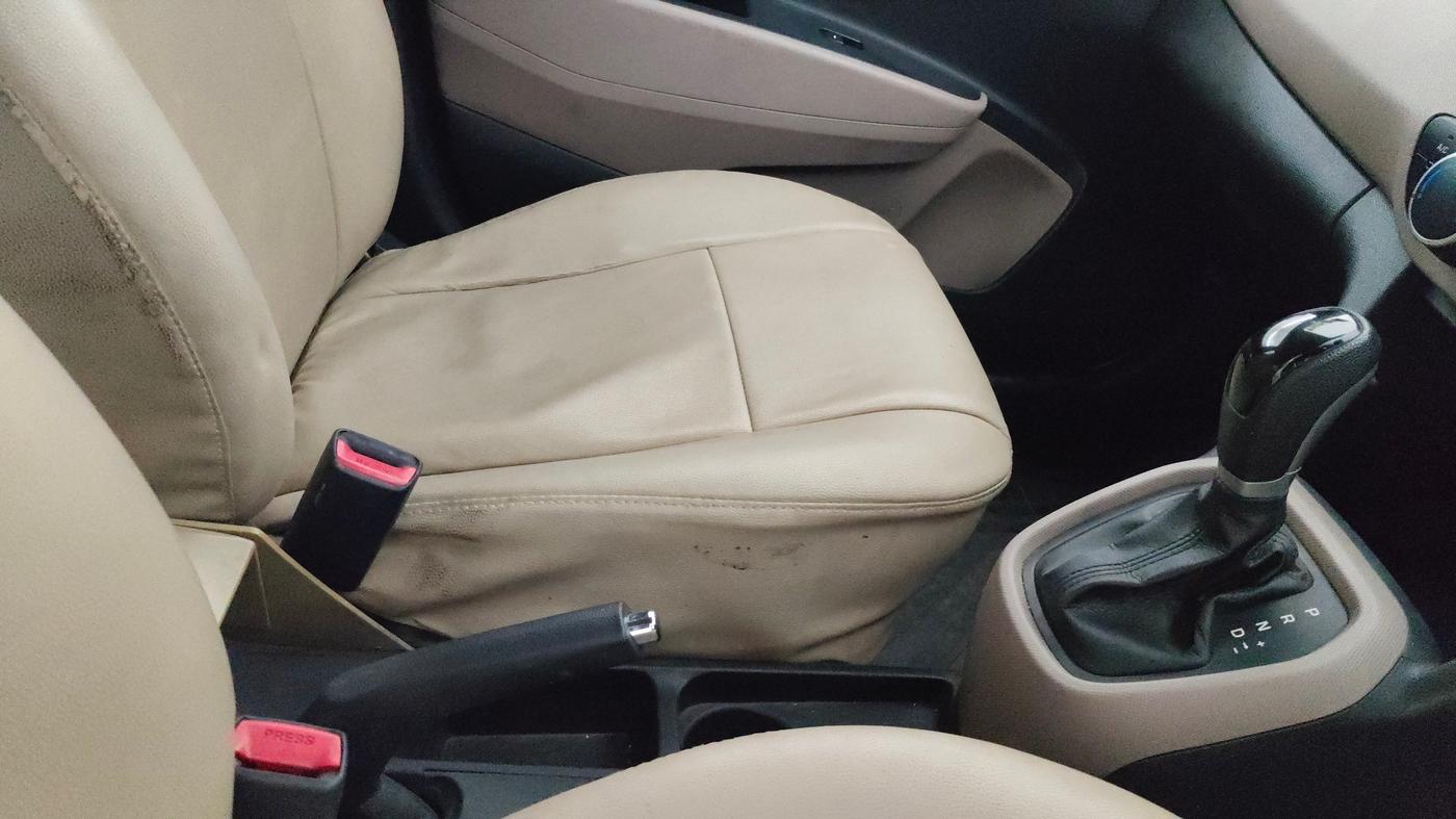 2015 Hyundai Grand i10 ASTA AT 1.2 KAPPA VTVT, Petrol, Automatic, 35,469 km, Gear Lever