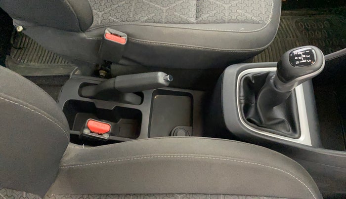 2023 Tata PUNCH CREATIVE  MT, Petrol, Manual, 18,835 km, Gear Lever