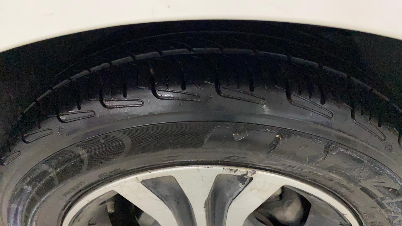 2019 Tata Tiago XZ PETROL, Petrol, Manual, 52,160 km, Right Front Tyre Tread