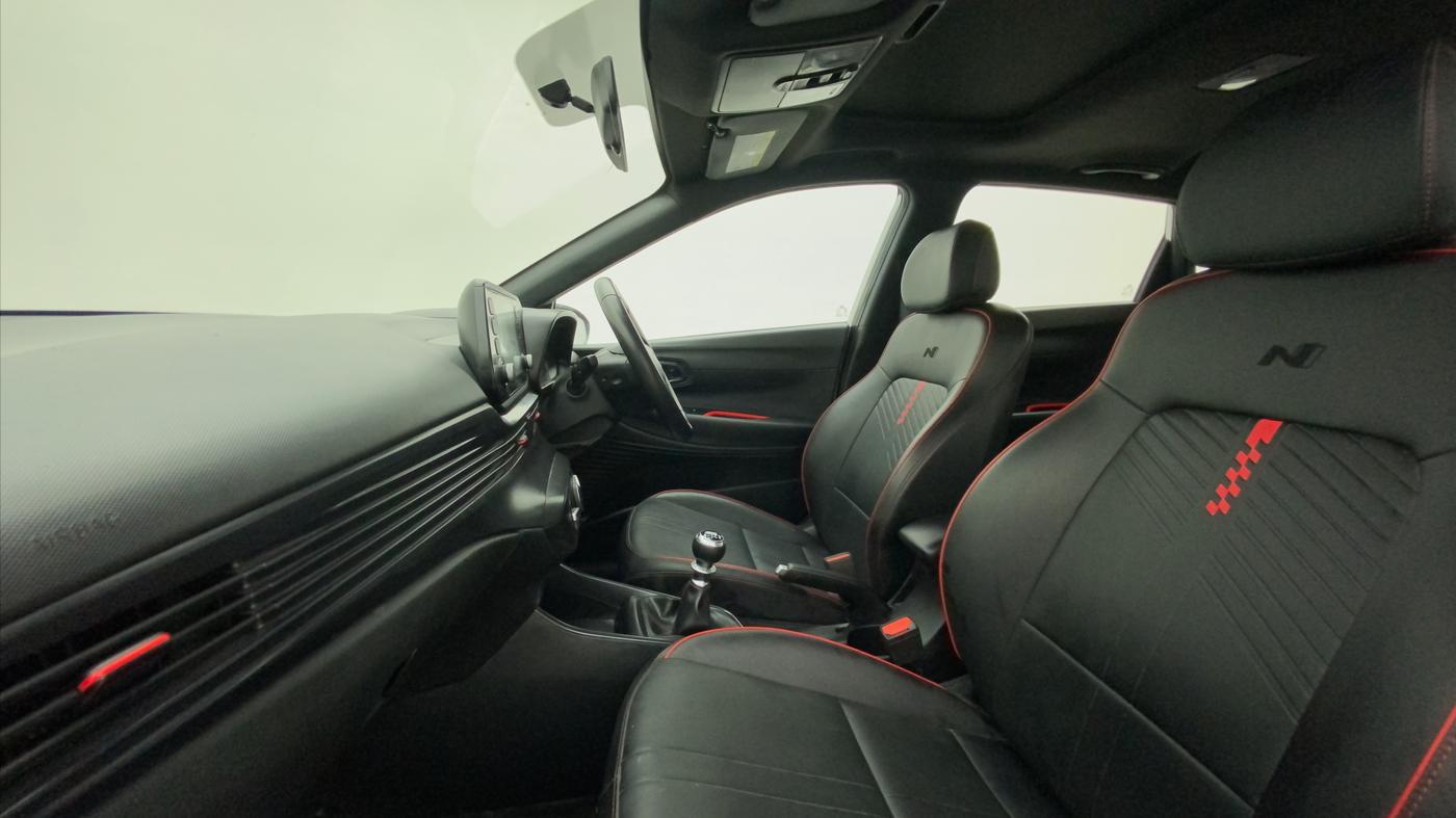 2022 Hyundai NEW I20 N LINE N6 1.0 TURBO GDI IMT, Petrol, Manual, 11,011 km, Right Side Front Door Cabin
